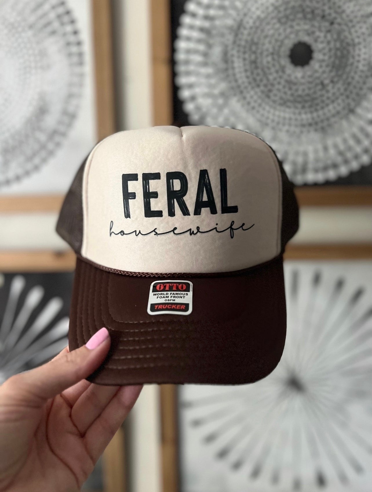 Feral Housewife Hat - Mocha
