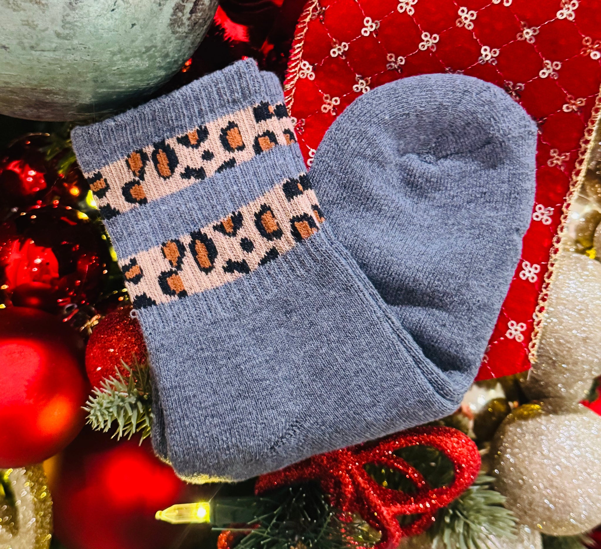 Gray Leopard Striped Winter Socks
