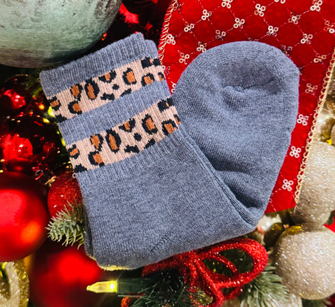 Gray Leopard Striped Winter Socks