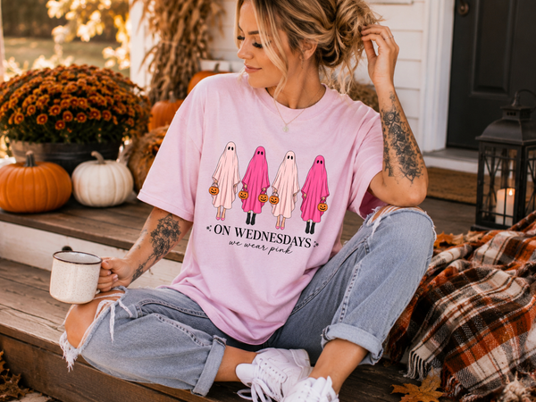 Ghostie On Wednesdays we wear pink graphic crew